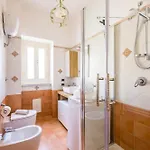 Capodimonte Woods Retreat - Private Parking Apartment
