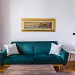 Capodimonte Woods Retreat - Private Parking Apartment *