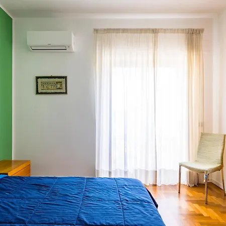 Capodimonte Woods Retreat - Private Parking