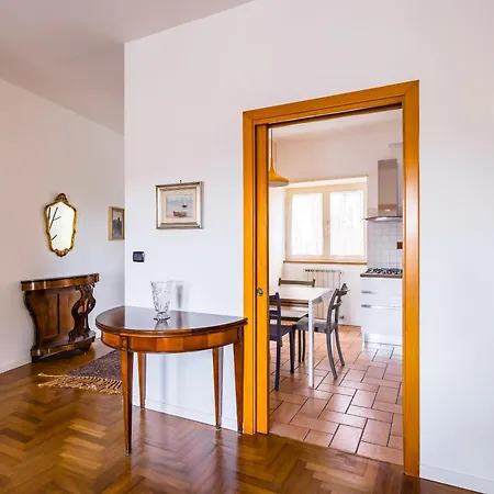 Capodimonte Woods Retreat - Private Parking