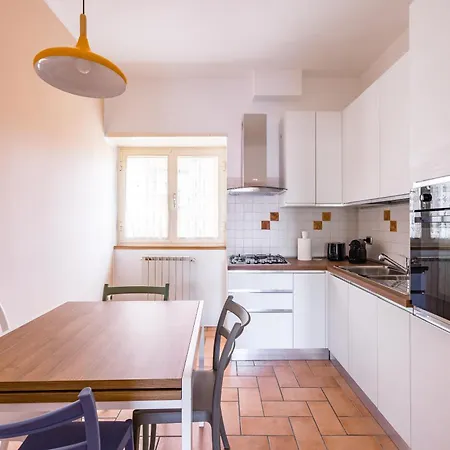 Capodimonte Woods Retreat - Private Parking דירה נאפולי