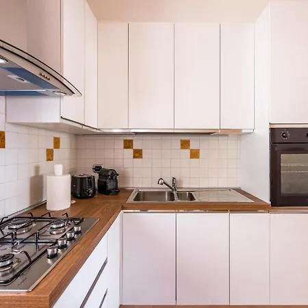 Capodimonte Woods Retreat - Private Parking *